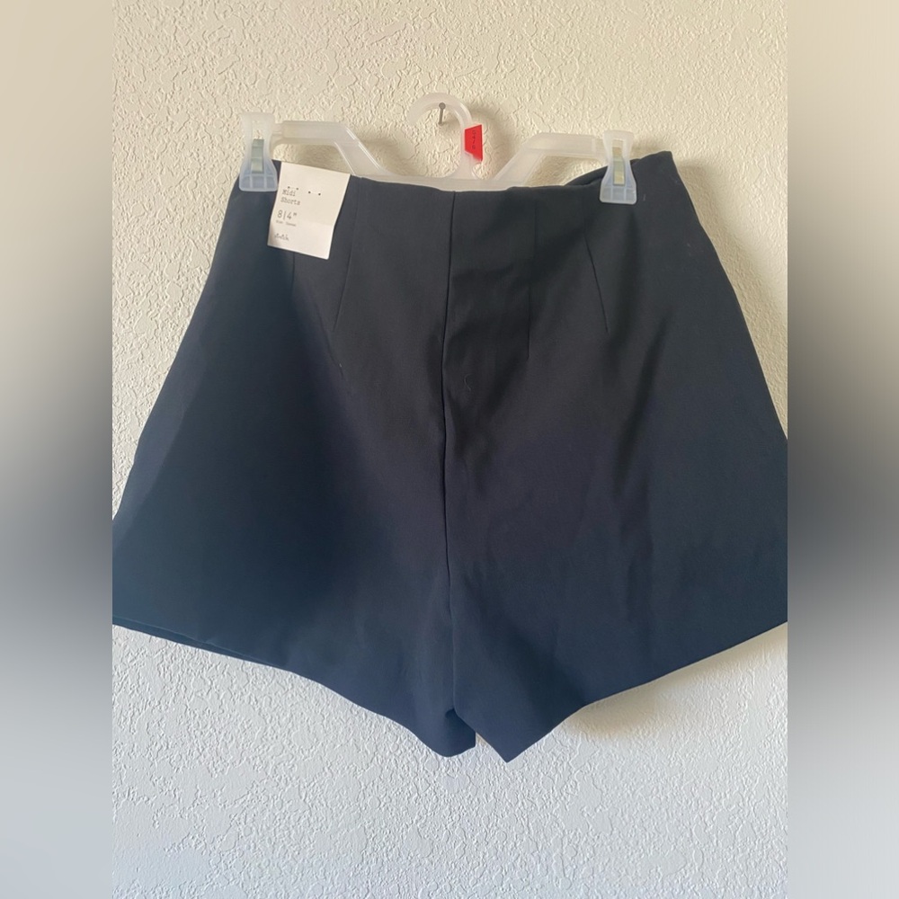 NWT a new day Black Shorts Size 8